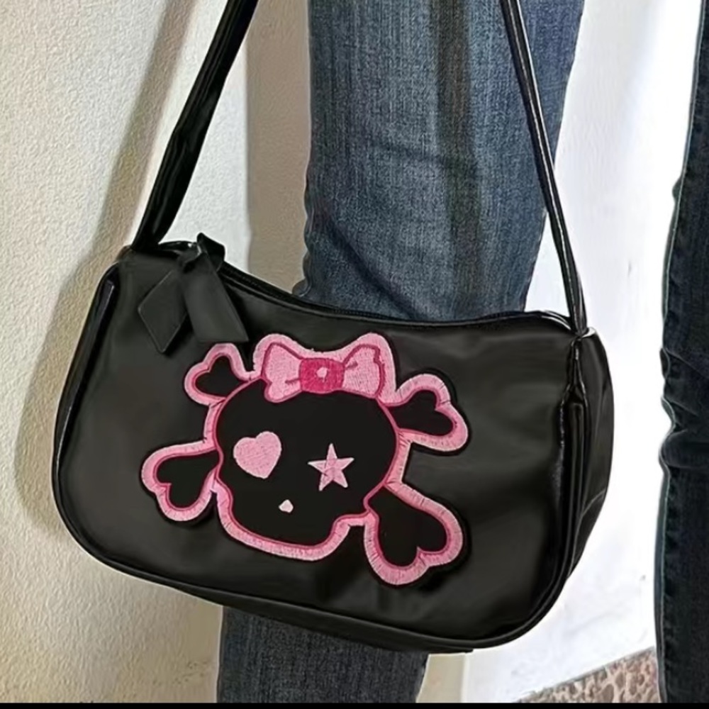COPY - BNWOT Y2K purse ❤️